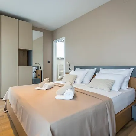 Luxury One Way Villa