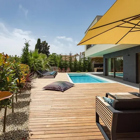 One Way Istria Luxury Family With Heated Pool Included Banjole