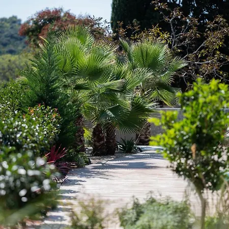 Luxury One Way Villa Banjole