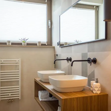One Way Istria Luxury Family With Heated Pool Included 别墅 *