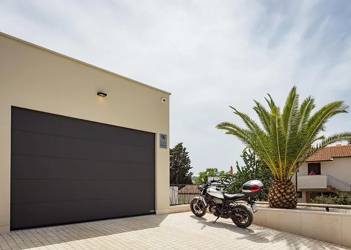 Vila Luxury One Way Banjole